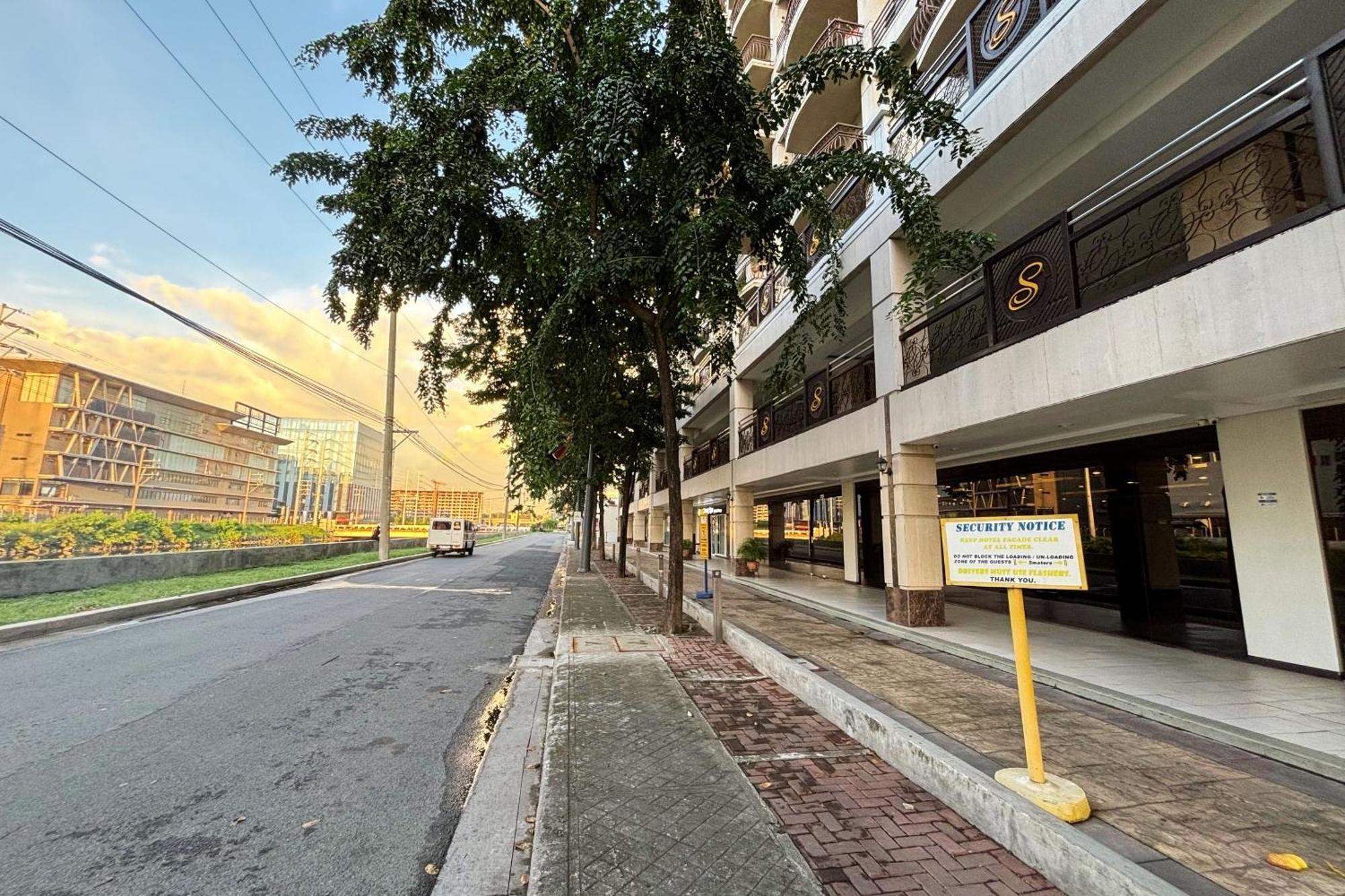 Extremeli Suites Manila Powered By Cocotel Eksteriør bilde
