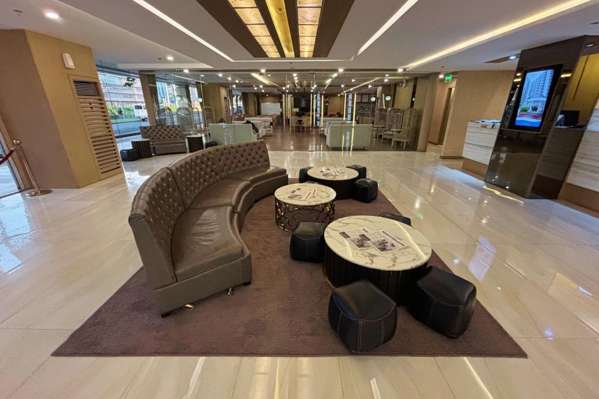 Extremeli Suites Manila Powered By Cocotel Eksteriør bilde