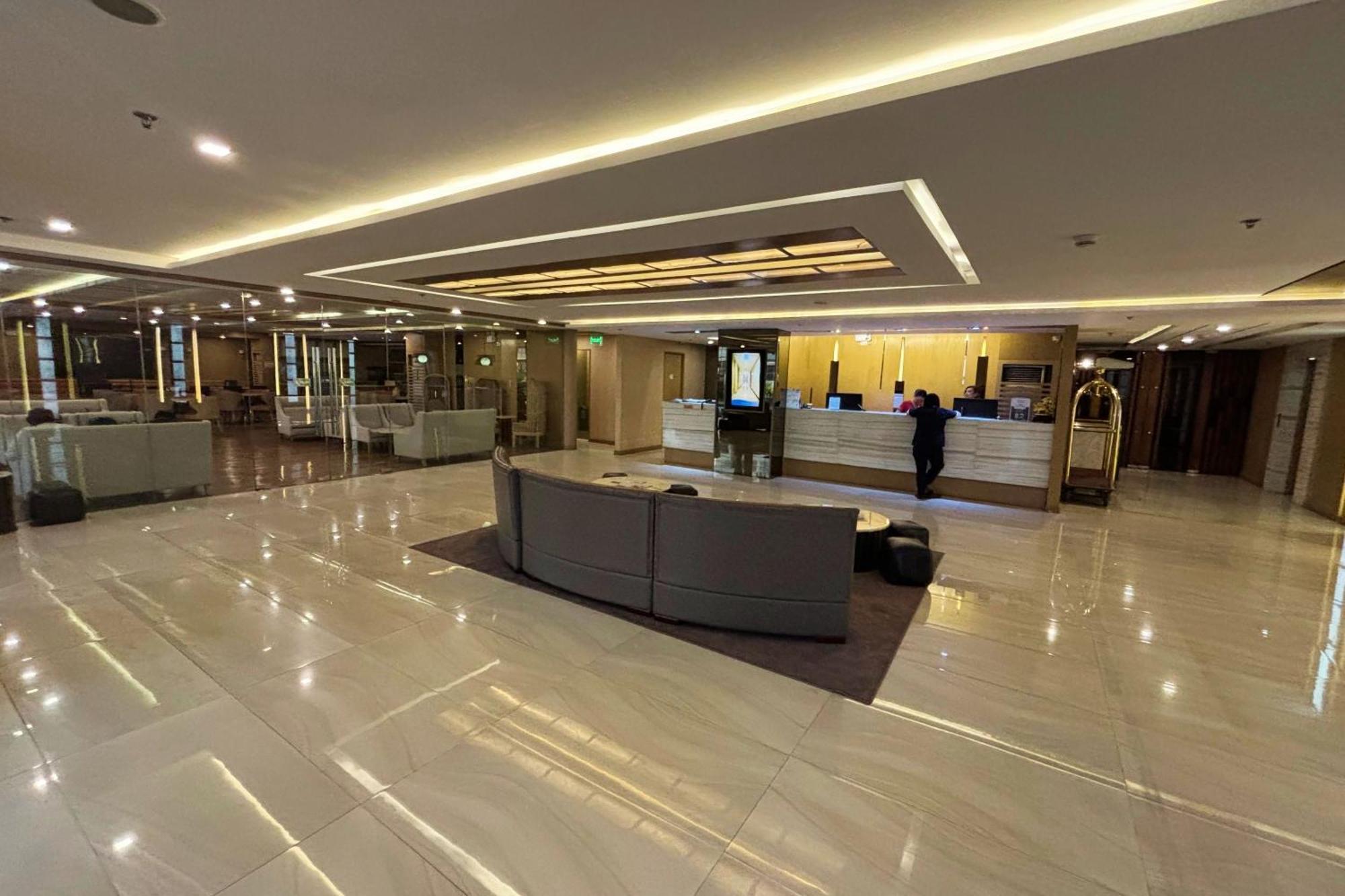 Extremeli Suites Manila Powered By Cocotel Eksteriør bilde