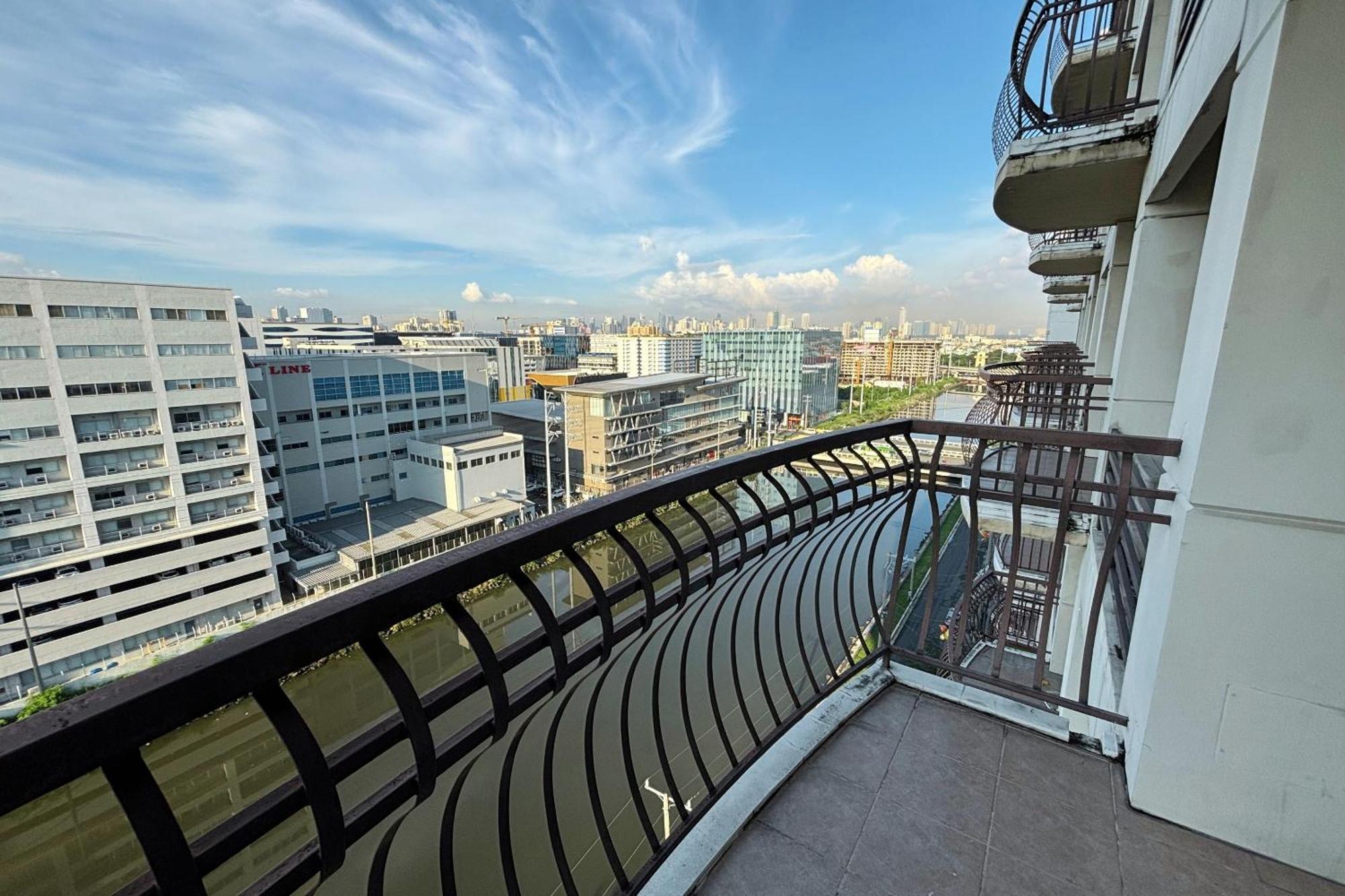 Extremeli Suites Manila Powered By Cocotel Eksteriør bilde