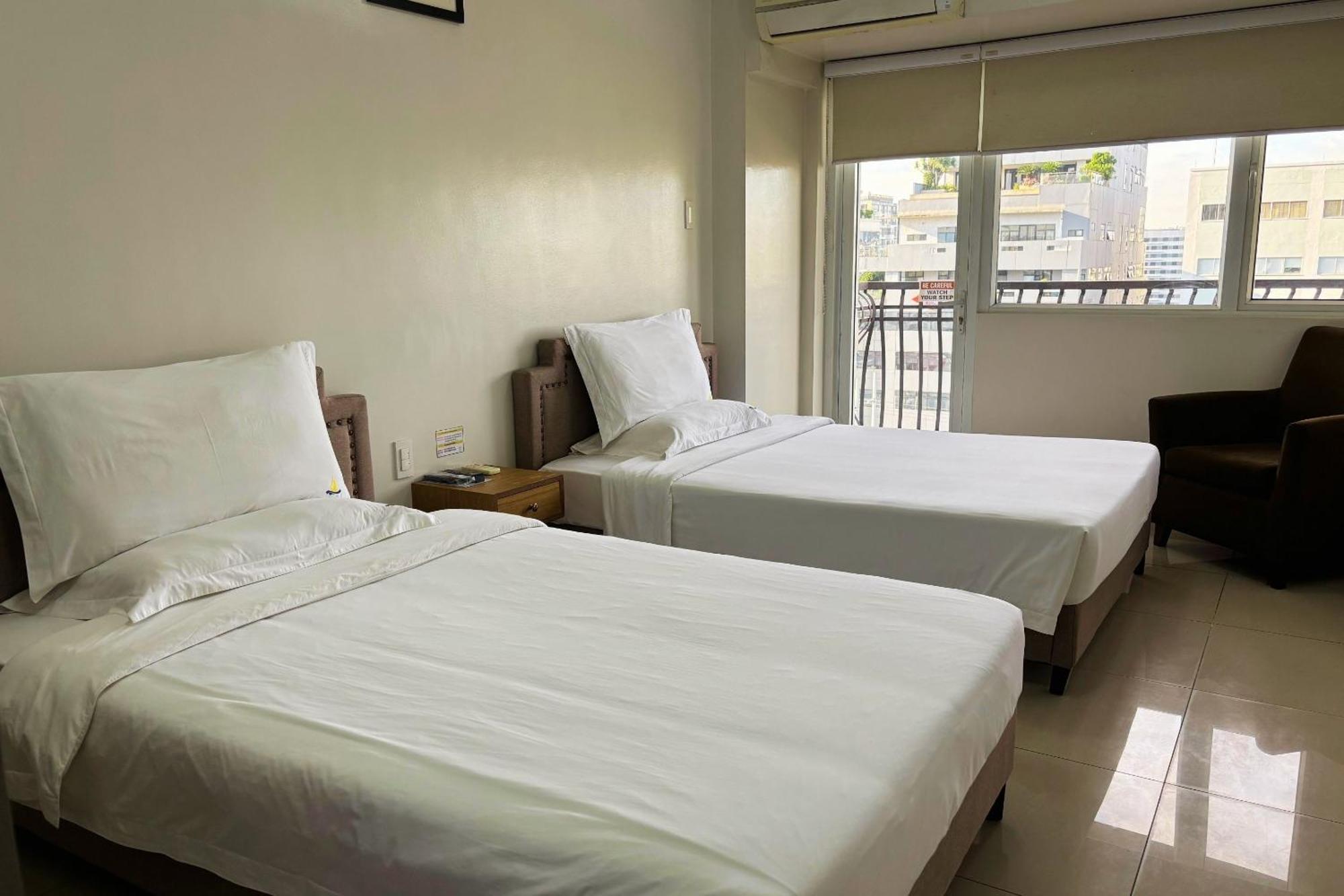Extremeli Suites Manila Powered By Cocotel Eksteriør bilde