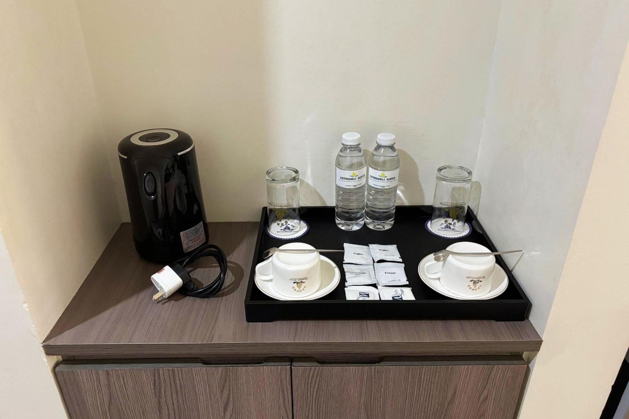 Extremeli Suites Manila Powered By Cocotel Rom bilde