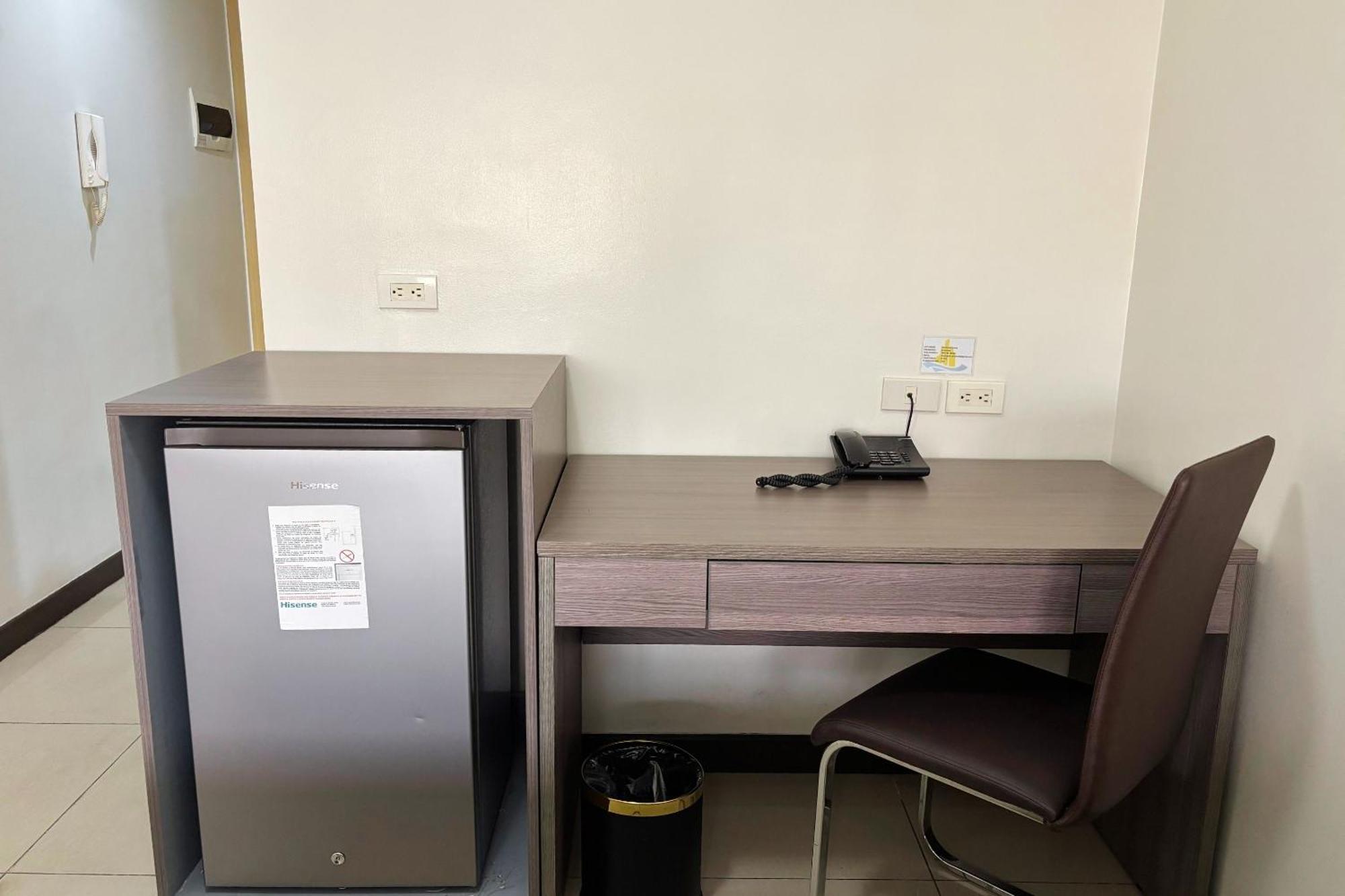 Extremeli Suites Manila Powered By Cocotel Rom bilde