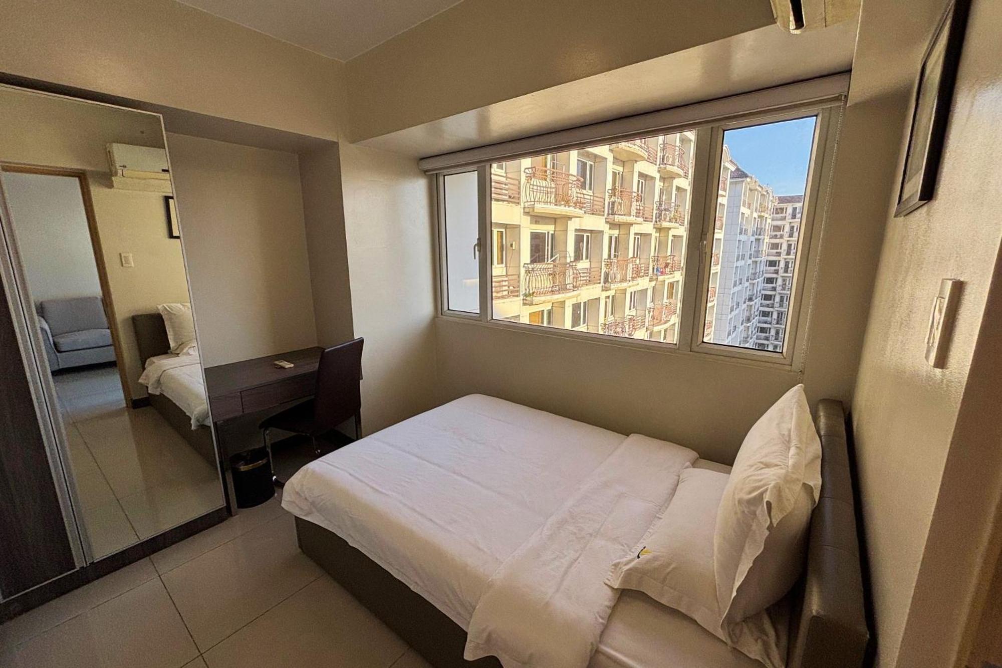 Extremeli Suites Manila Powered By Cocotel Eksteriør bilde