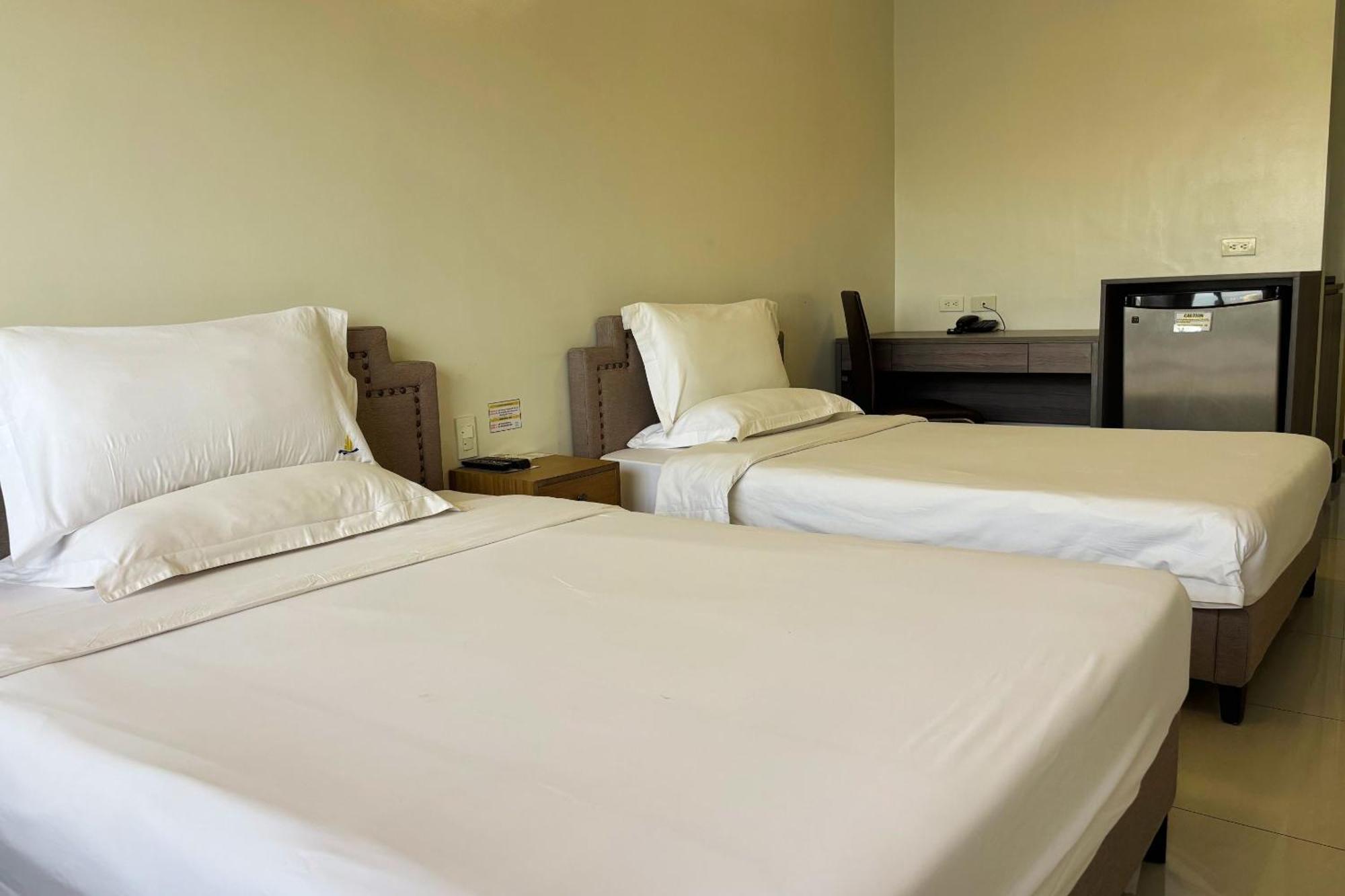 Extremeli Suites Manila Powered By Cocotel Eksteriør bilde